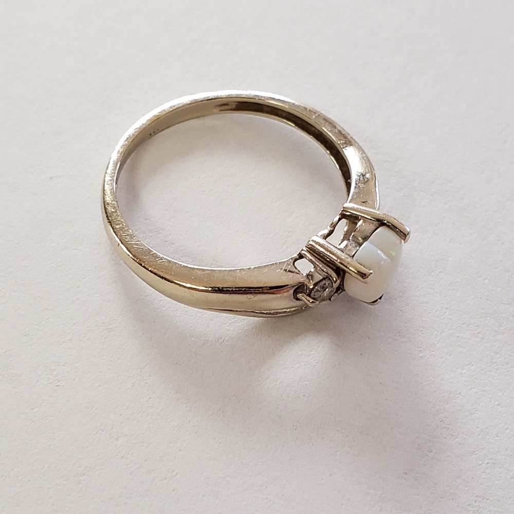 Beautiful Opal Diamonds 14 kt White Gold 6 Ring - Picture 11 of 16